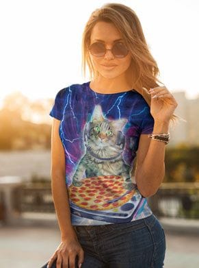 Pizza kat DJ festivalshirt foute kleding